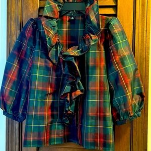 American, leaving ruffle shirt